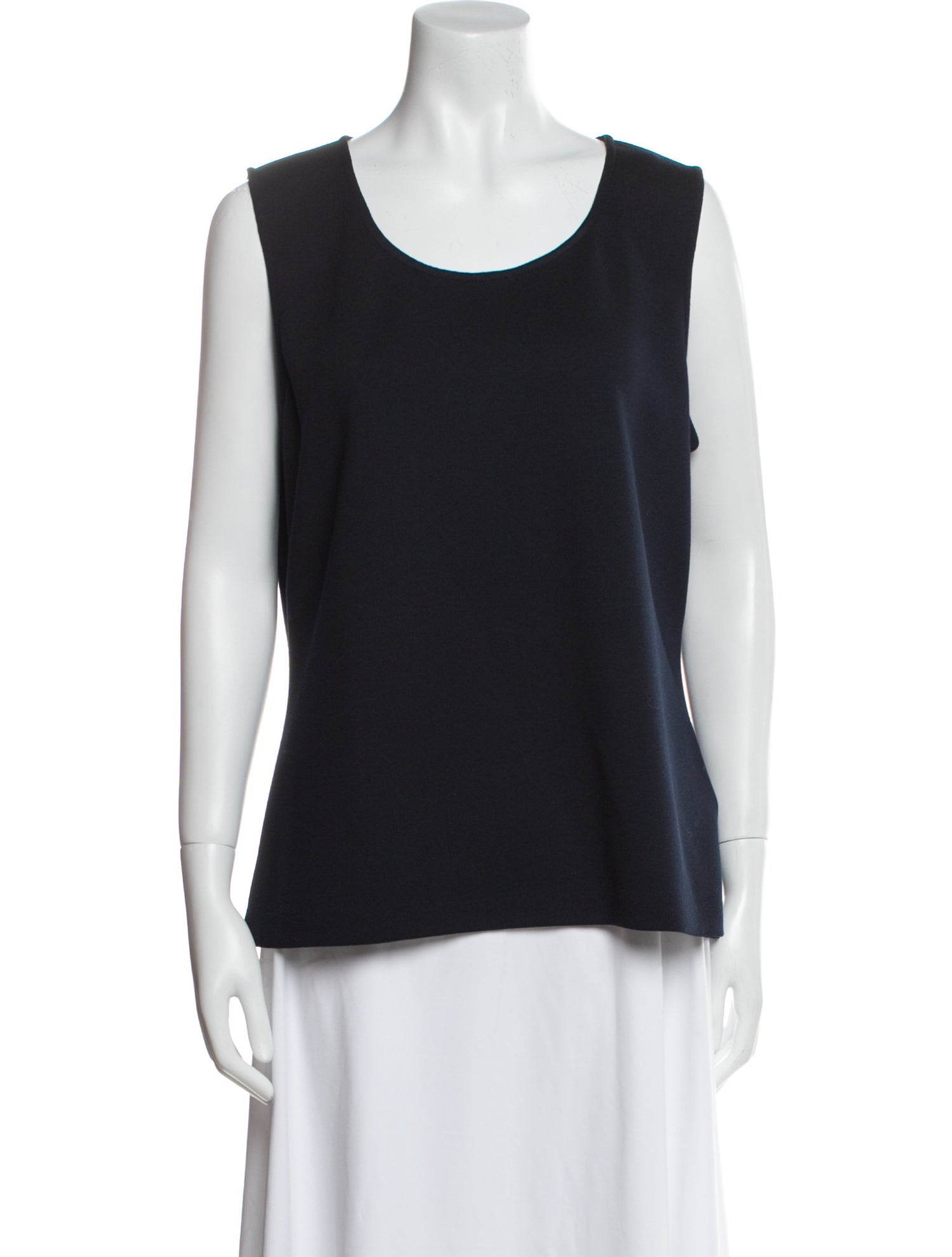St. John Scoop Neck Sleeveless Top