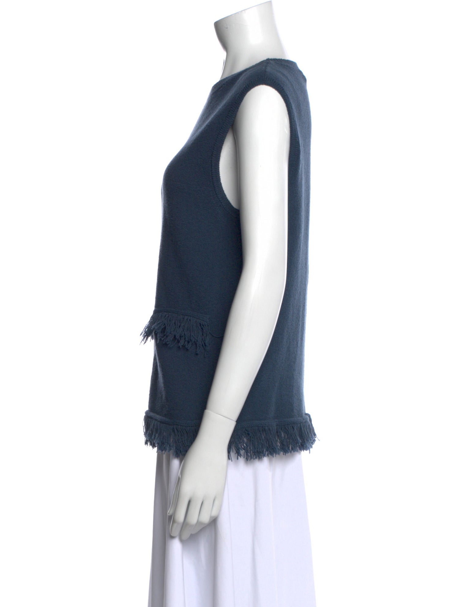 St. John Crew Neck Sleeveless Top