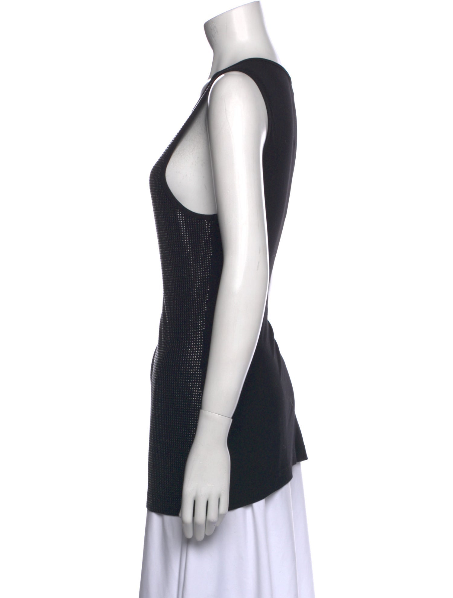 St. John Scoop Neck Sleeveless Top