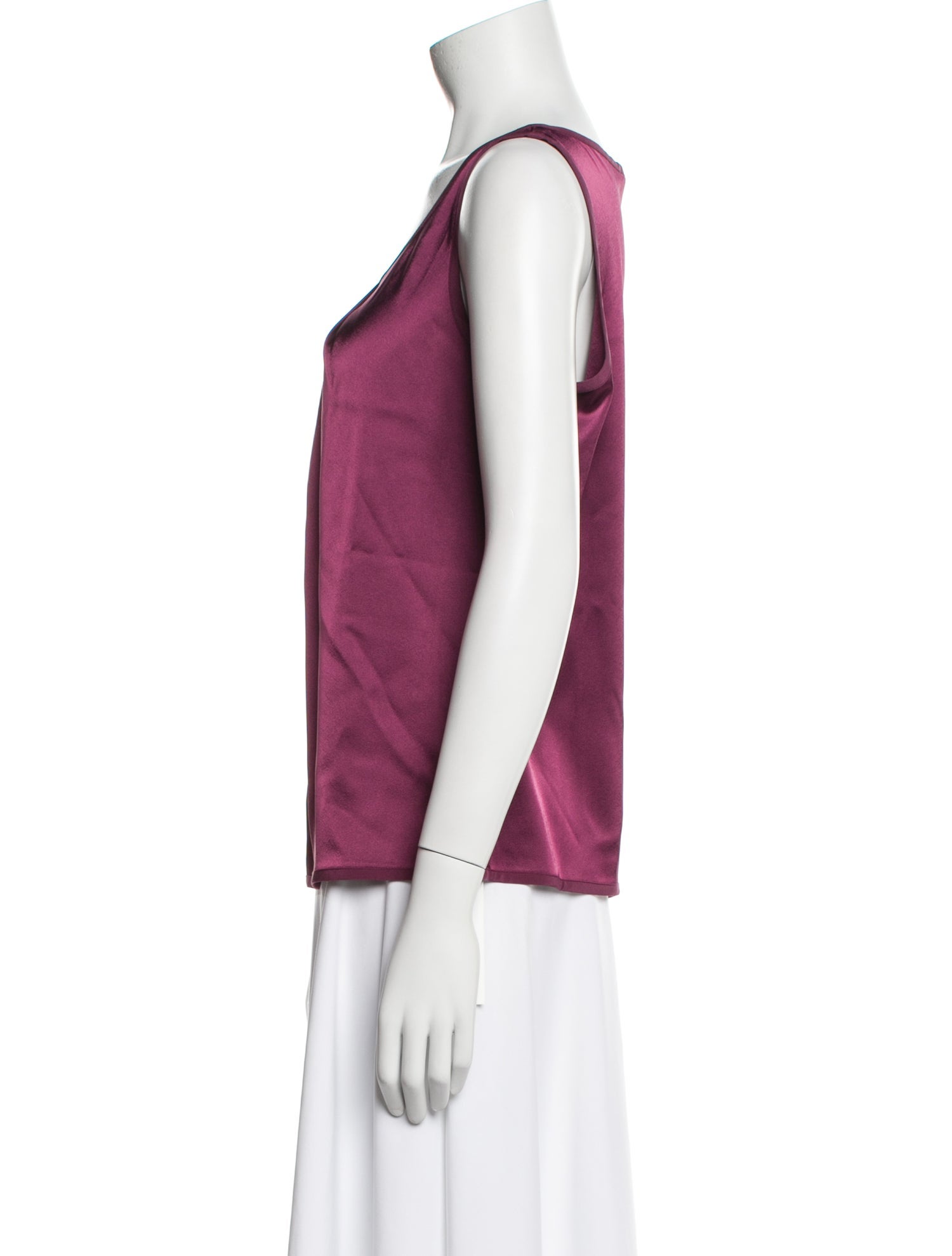 St. John Scoop Neck Sleeveless Top
