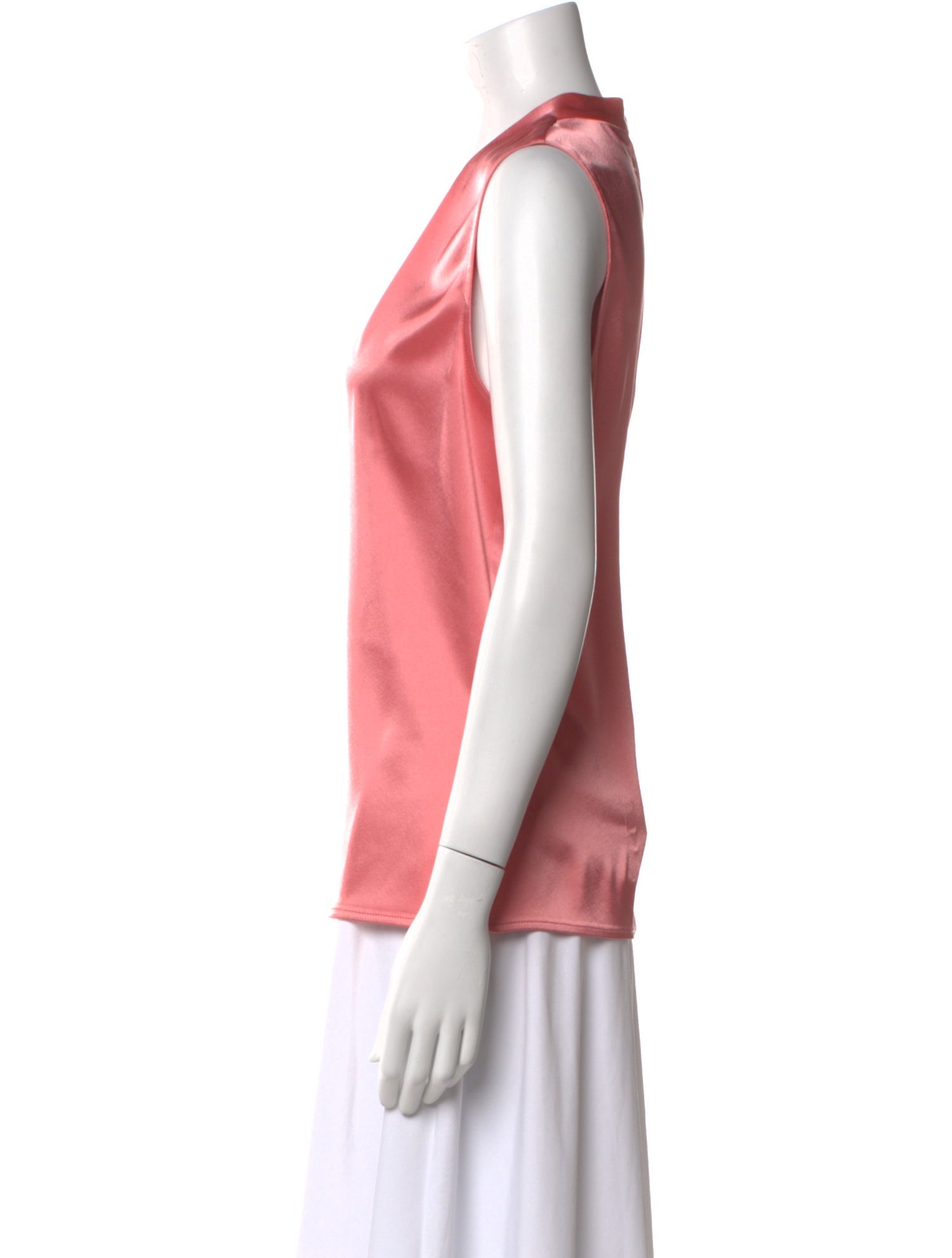 St. John V-Neck Sleeveless Top