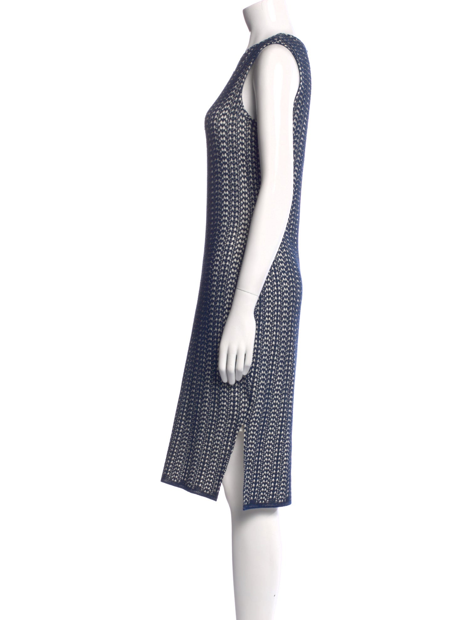 St. John Scoop Neck Knee-Length Dress