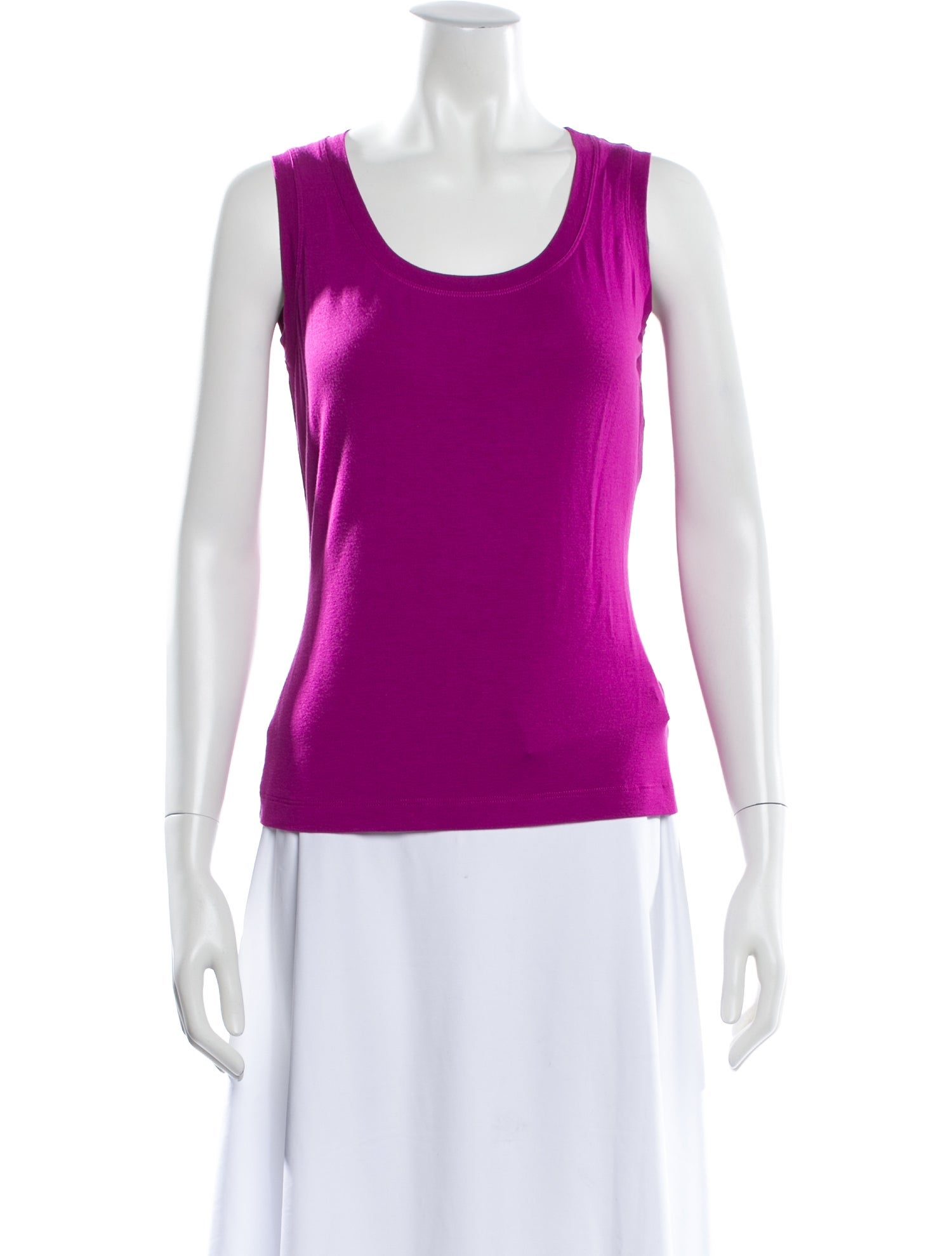 St. John Scoop Neck Sleeveless Top