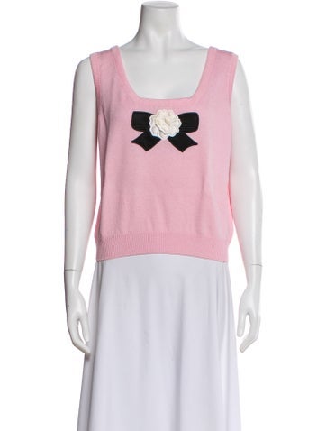 Pre-owned St John Square Neckline Sleeveless Top In Pink