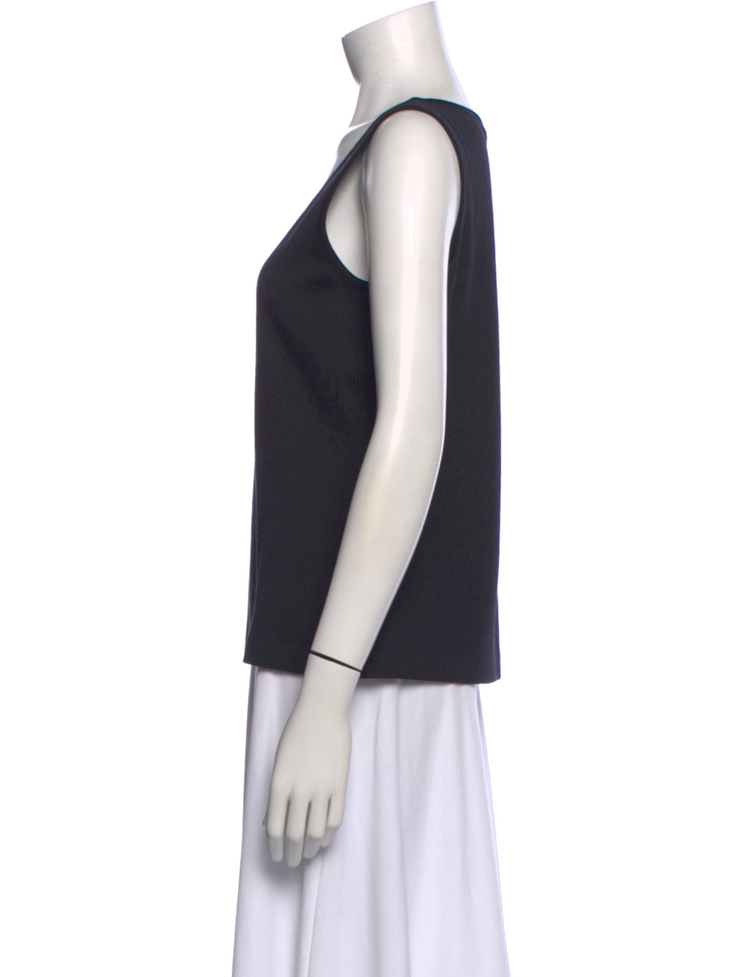 St. John Scoop Neck Sleeveless Top