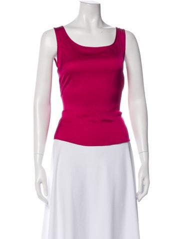 Pre-owned St John Scoop Neck Sleeveless Top In Pink