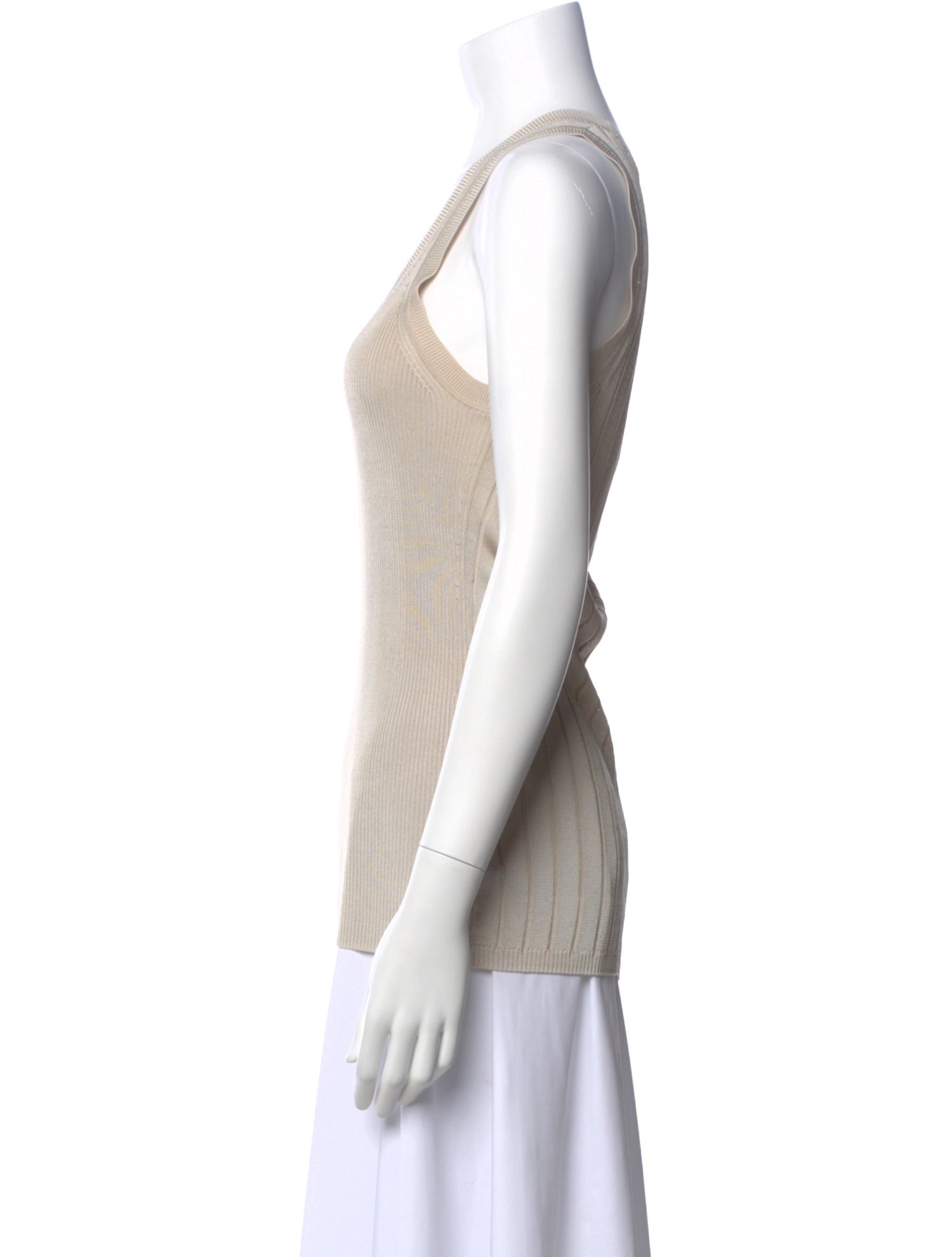 St. John Scoop Neck Sleeveless Top