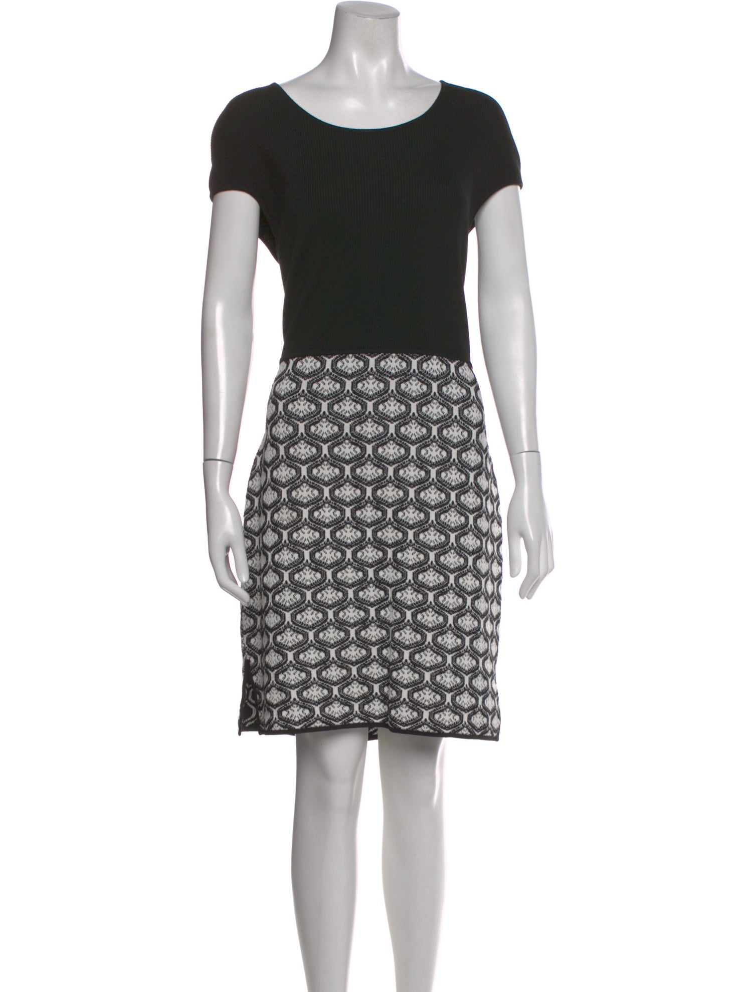 St. John Printed Knee-Length Dress