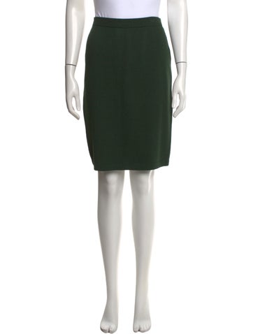 Pre-owned St John Mini Skirt In Green