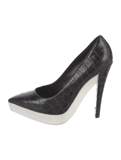 Stella McCartney Embossed Leather Pumps