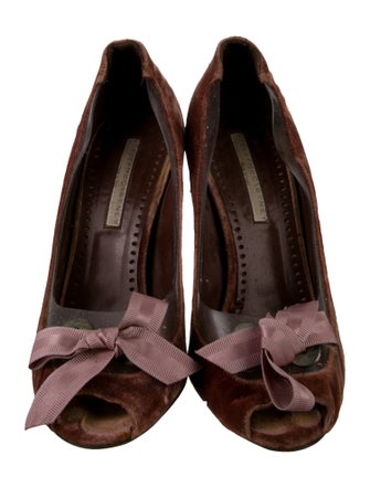 Stella McCartney Velvet Animal Print Pumps