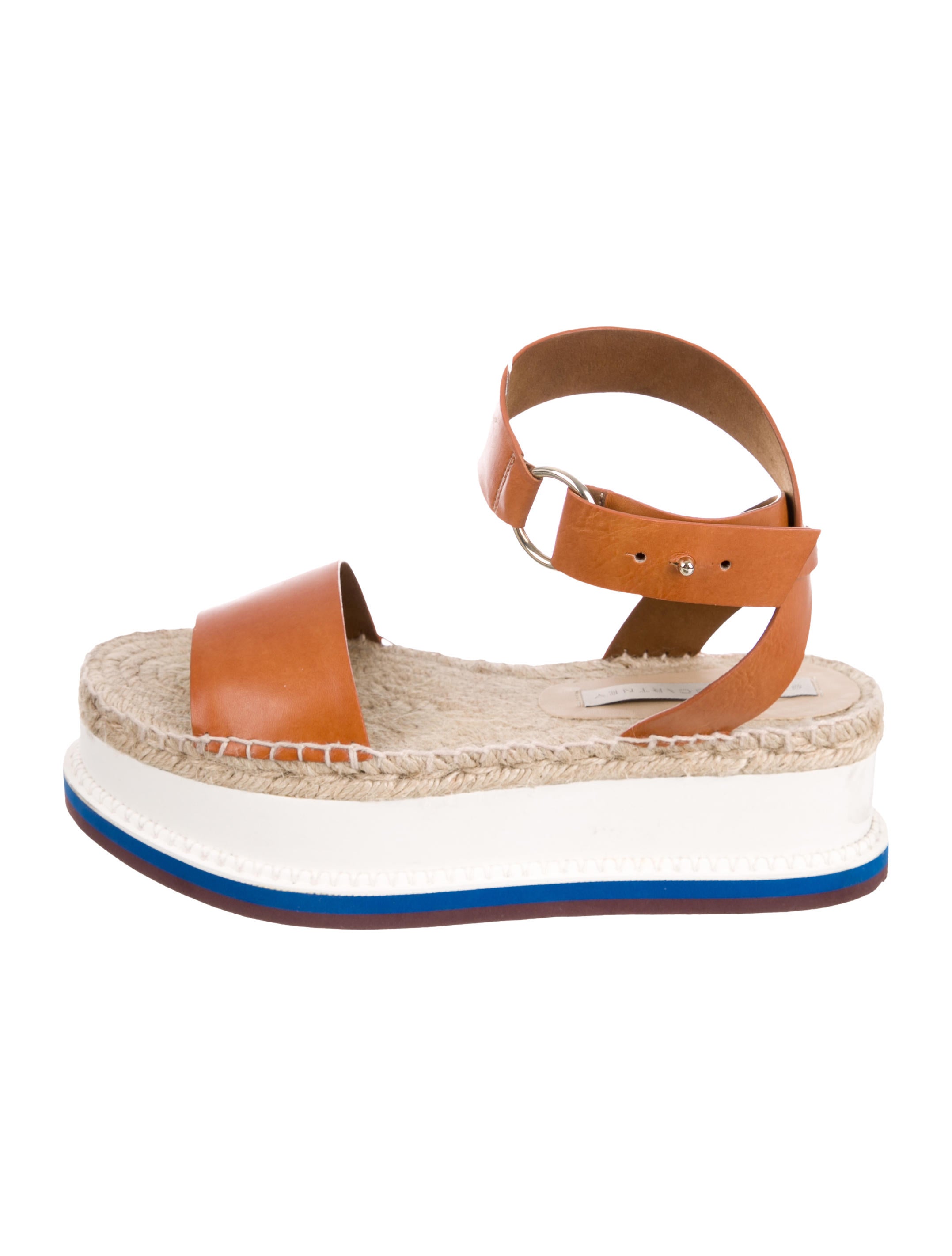 vegan flatform sandals