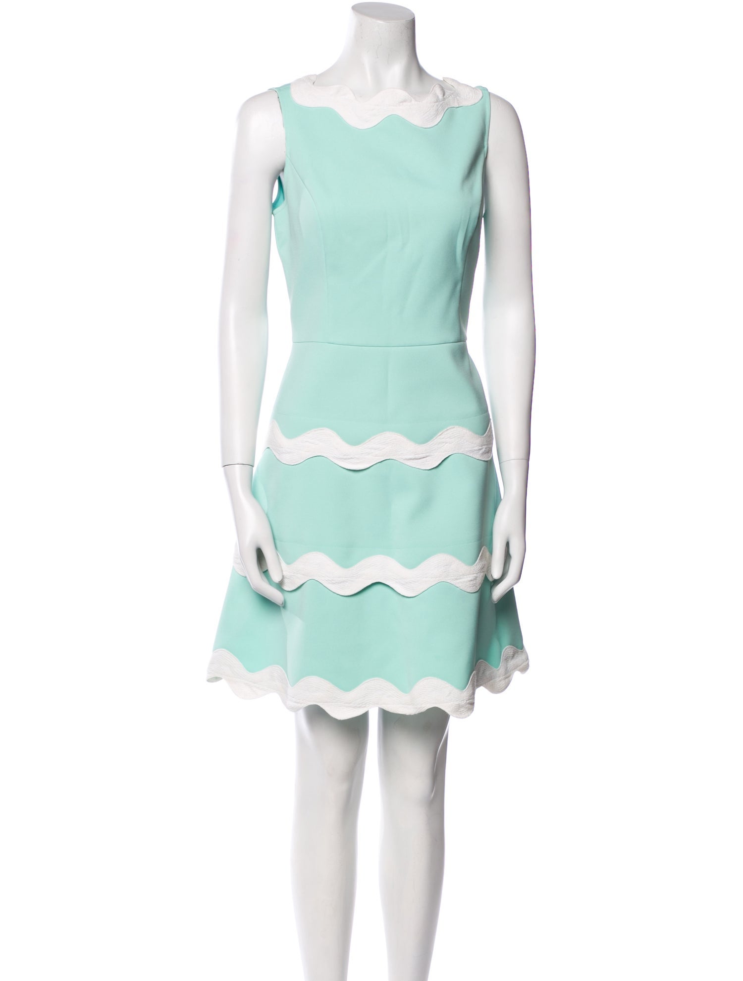 STS Sail to Sable Scoop Neck Knee-Length Dress