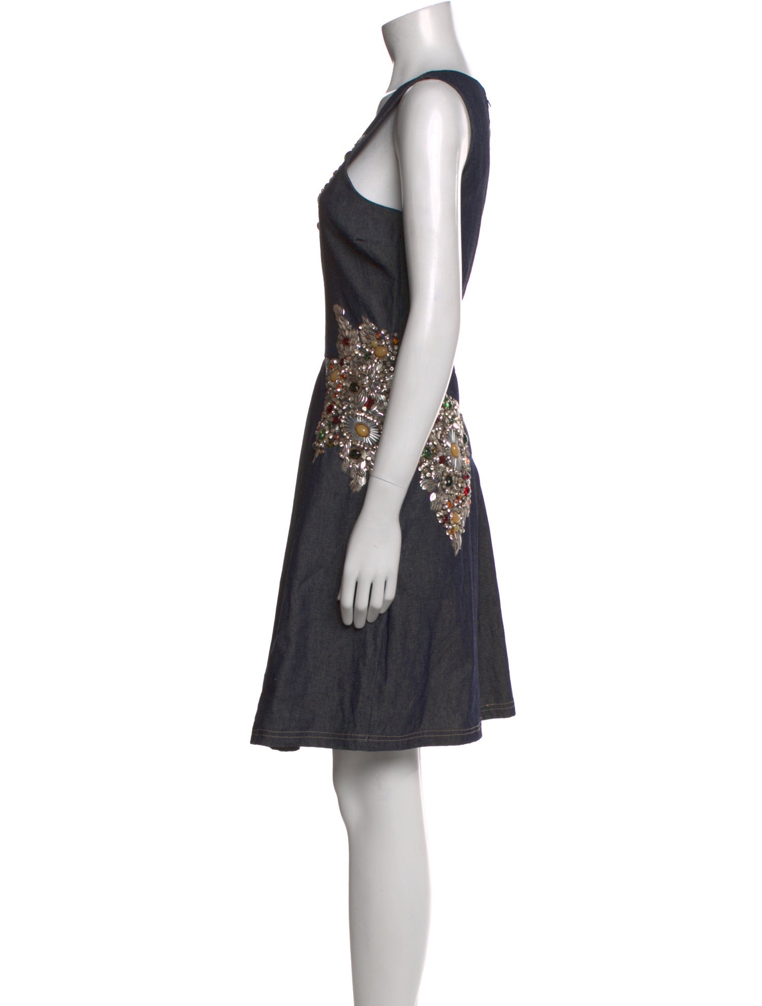 Suno V-Neck Knee-Length Dress