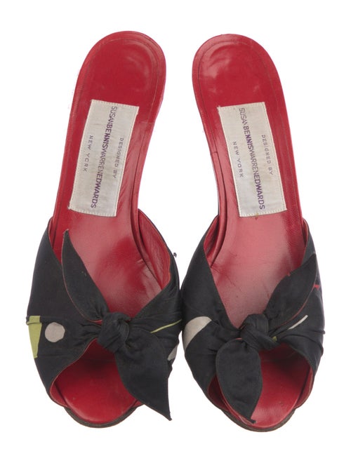 Susan Bennis/Warren Edwards Leather Floral Print Slides