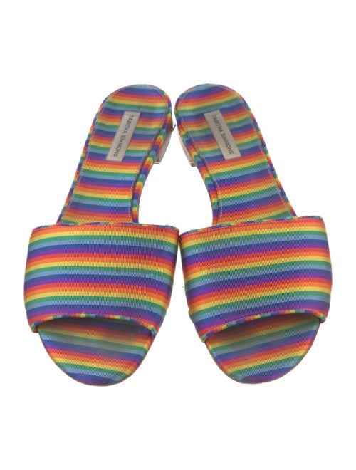 Tabitha Simmons Canvas Printed Slides