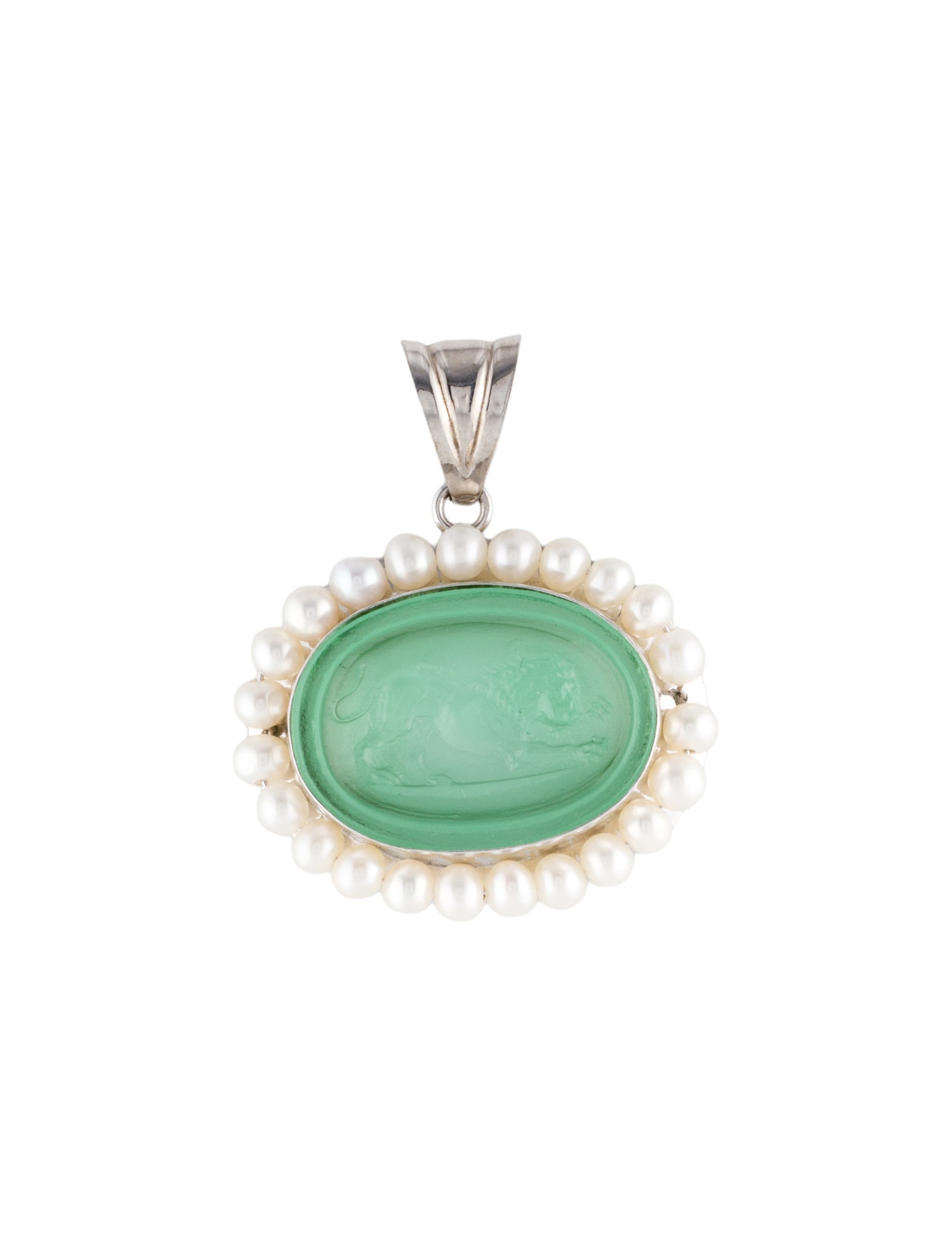 Tagliamonte Pearl & LIon Venetian Cameo Pendant