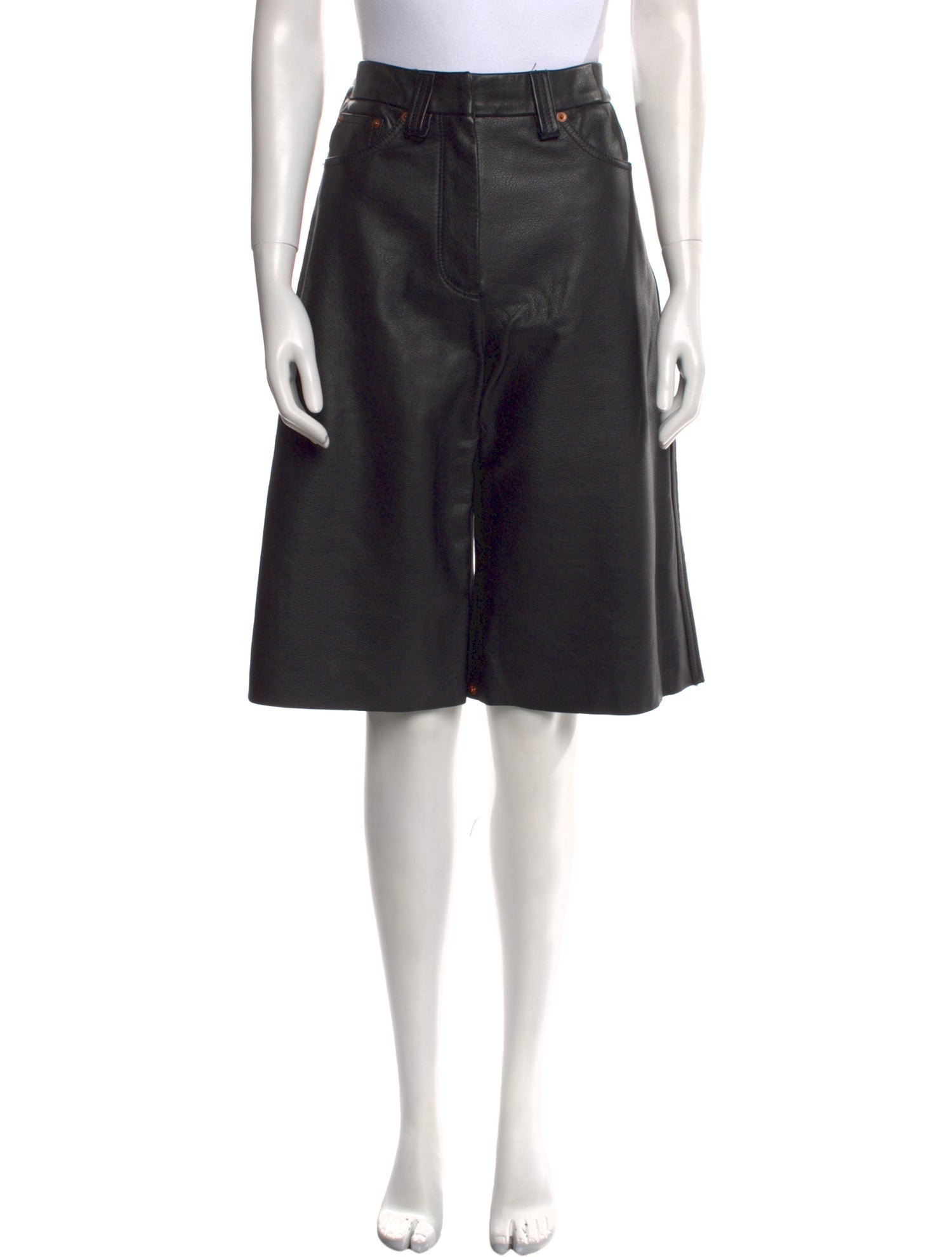 Ter et Bantine Leather Flat Front Shorts