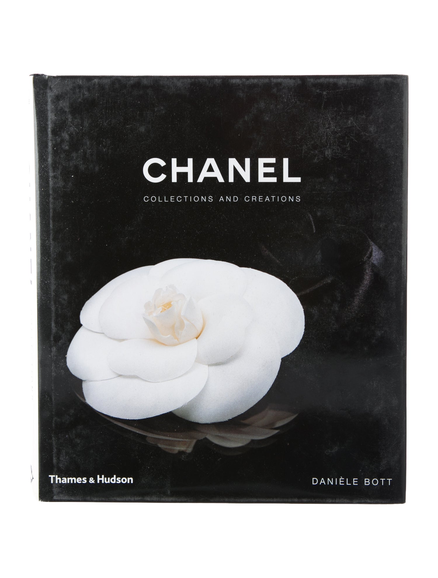 Thames & Hudson Chanel: Collections and Creations