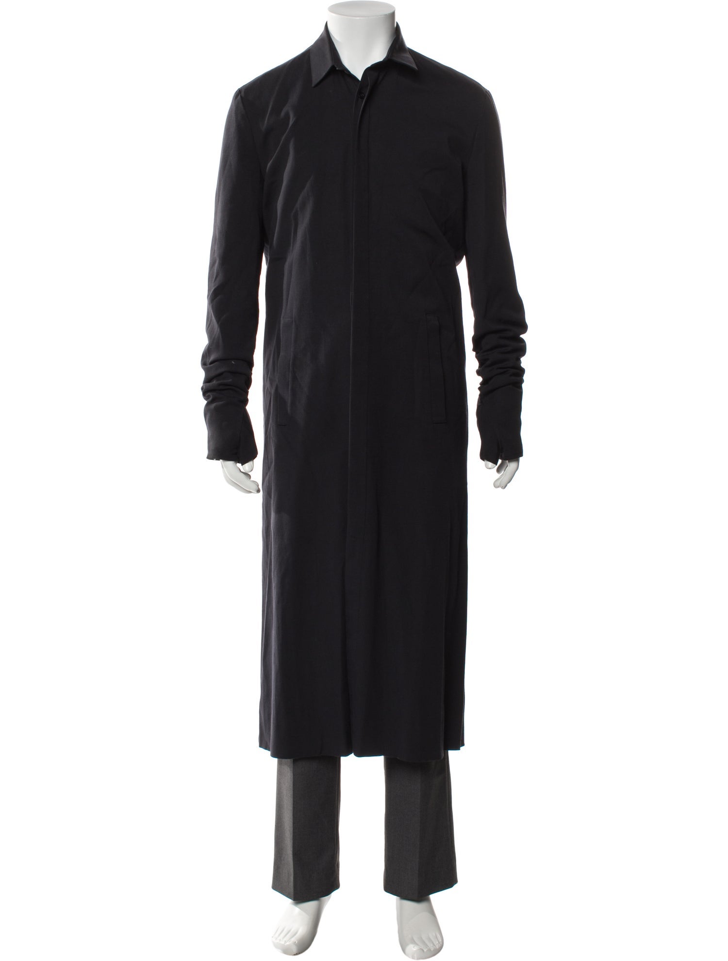 Thamanyah Overcoat