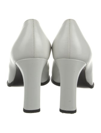 The Row Olivia Leather Pumps