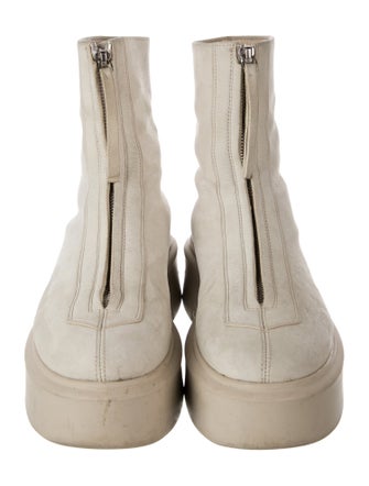The Row Zipped Boot I Leather Boots
