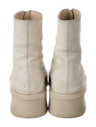 The Row Zipped Boot I Leather Boots