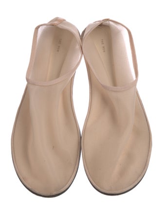 The Row Mesh Flats