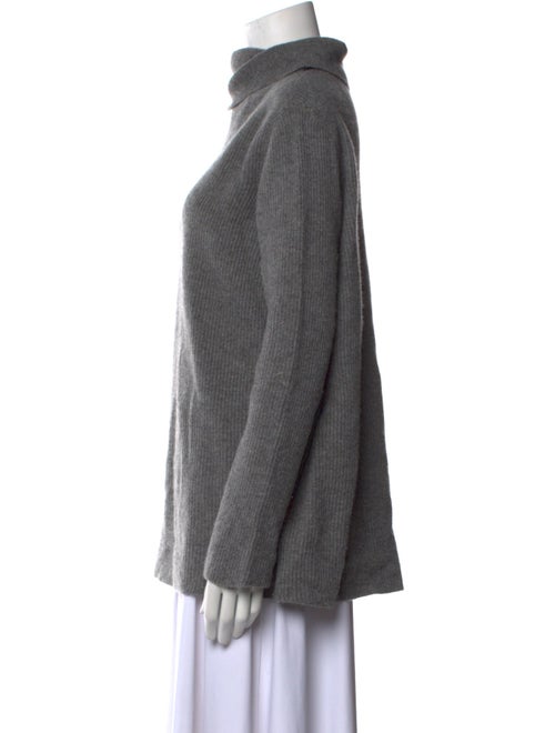 The Row Cashmere Turtleneck Sweater