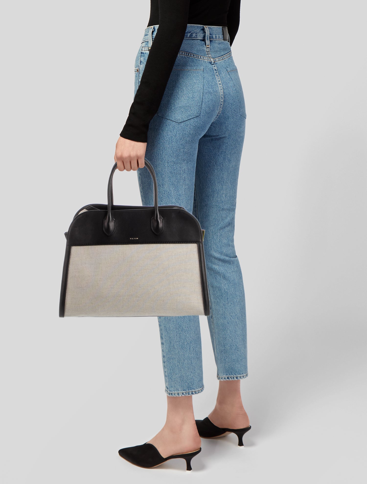 The Row Canvas Margaux 15