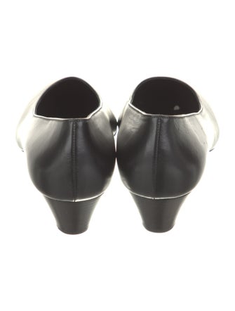 The Row Luisa Pump Leather Pumps