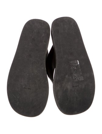The Row Ginza Leather Flip Flops