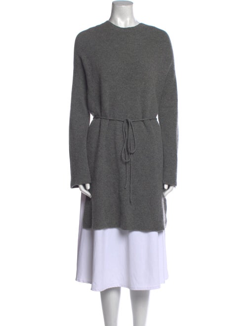 The Row Cashmere Crew Neck Sweater