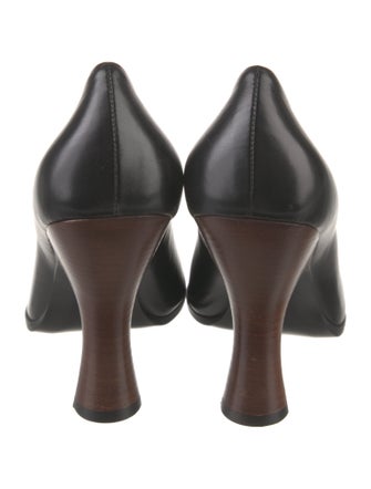 The Row Jade Leather Pumps