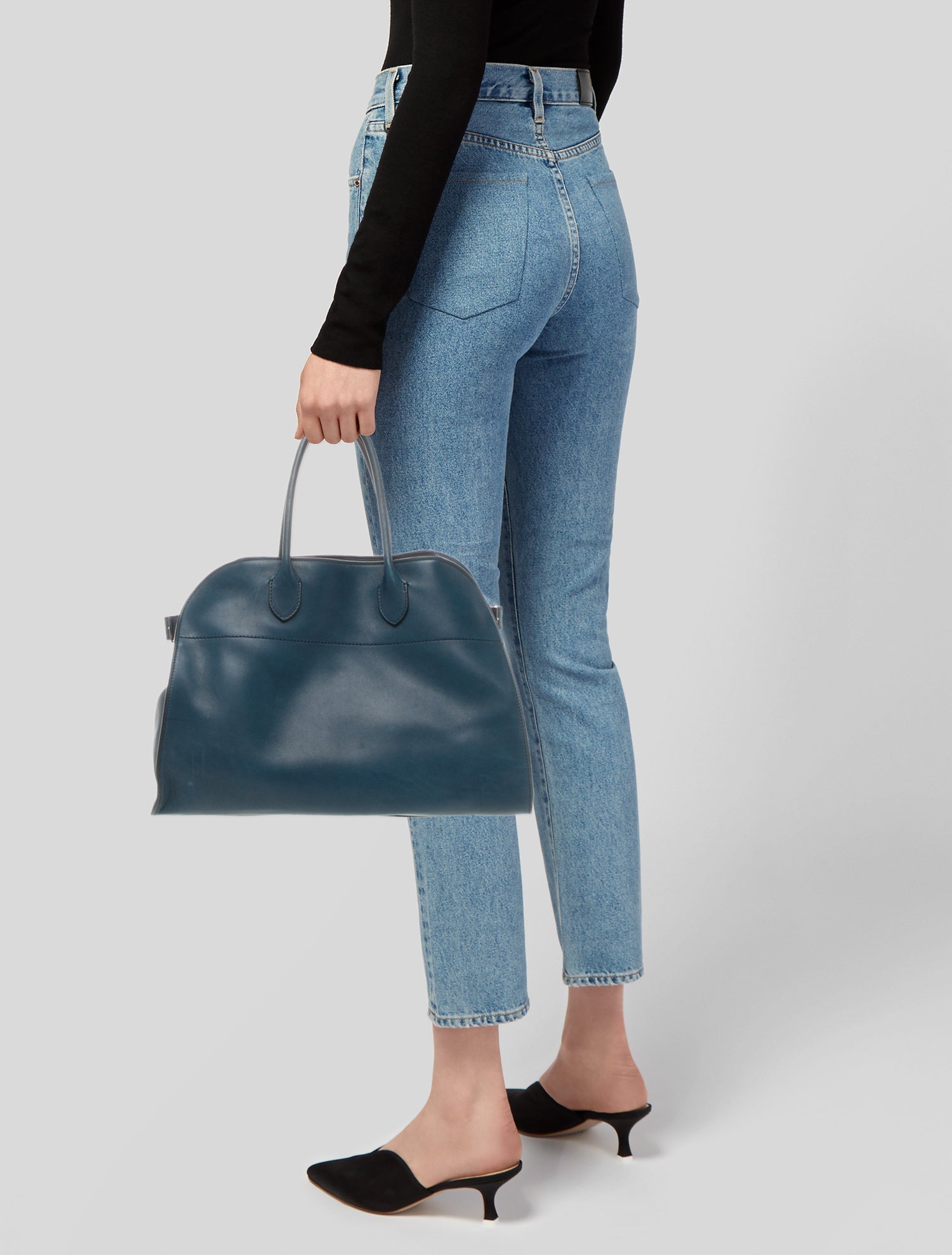 The Row Leather Soft Margaux 15