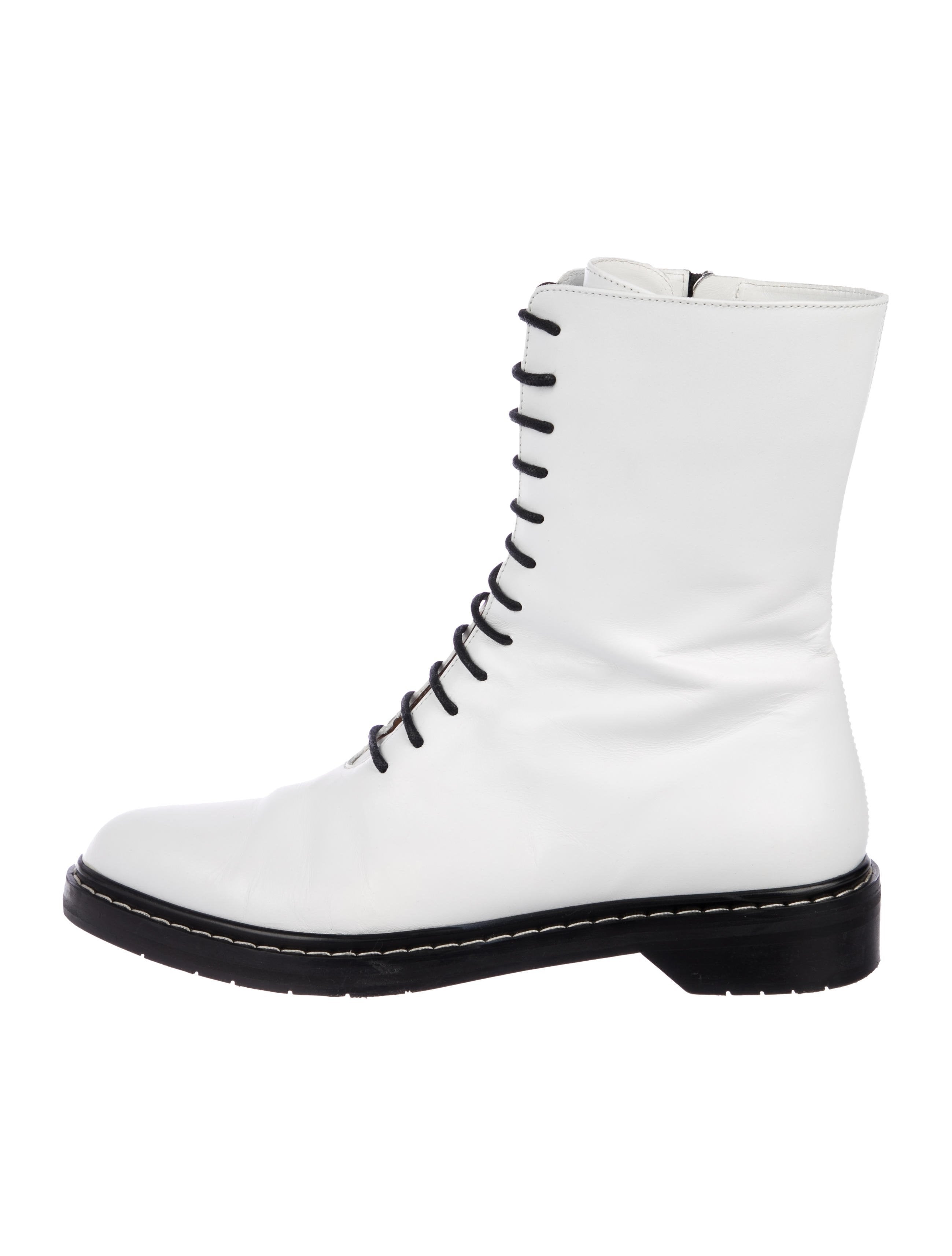 the row fara boot