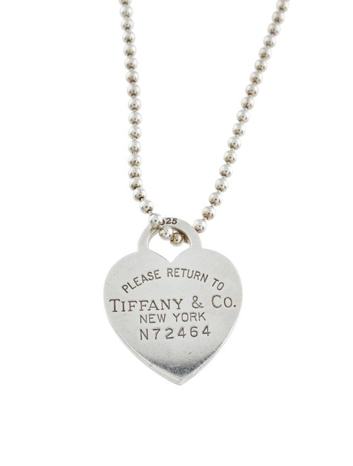 Tiffany & Co. Return to Tiffany Heart Charm on Tif