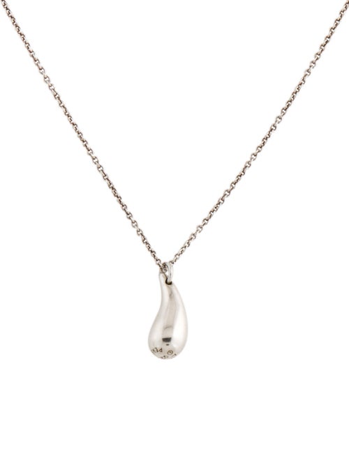 Tiffany & Co. Teardrop Pendant Necklace