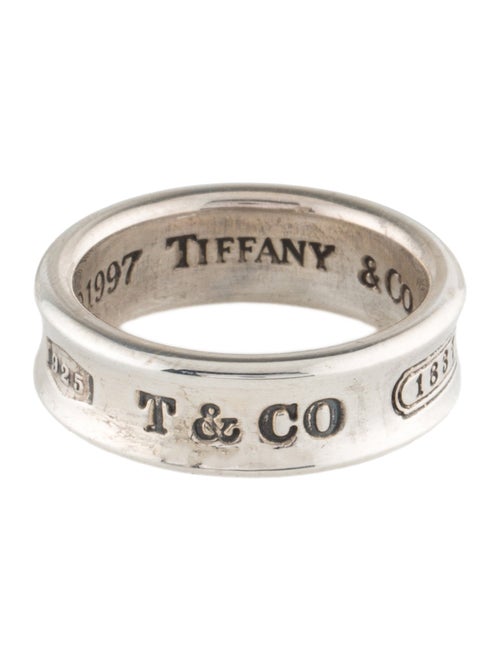 Tiffany & Co. Vintage 1837® Medium Band