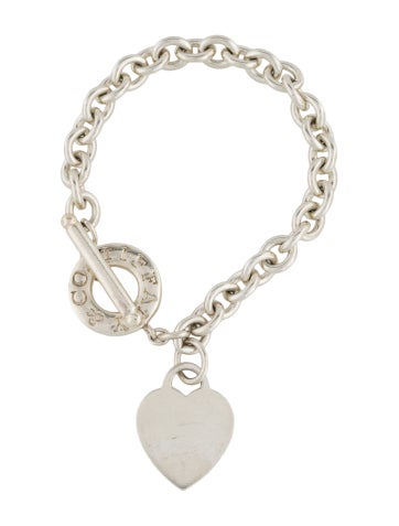 Tiffany & Co. Charm Heart Tag Toggle Bracelet