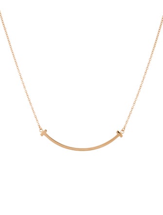 Tiffany & Co. 18K T Small Smile Pendant Necklace