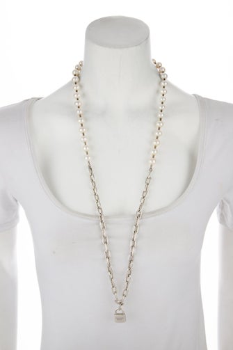 Tiffany & Co. Pearl HardWear Lock Necklace