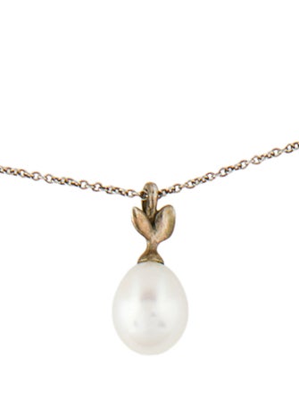 Tiffany & Co. Pearl Olive Leaf Pendant Necklace