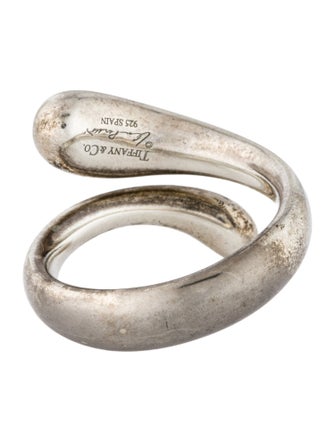 Tiffany & Co. Teardrop Cocktail Ring
