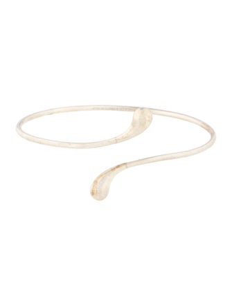 Tiffany & Co. Elsa Peretti Elongated Drop Bangle