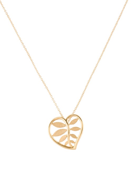 Tiffany & Co. 18K Villa Paloma Heart Palm Pendant Necklace