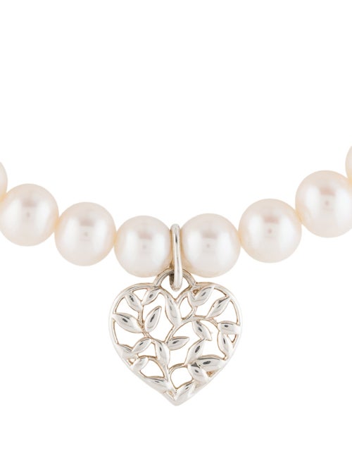 Tiffany & Co. Pearl Olive Leaf Heart Bracelet
