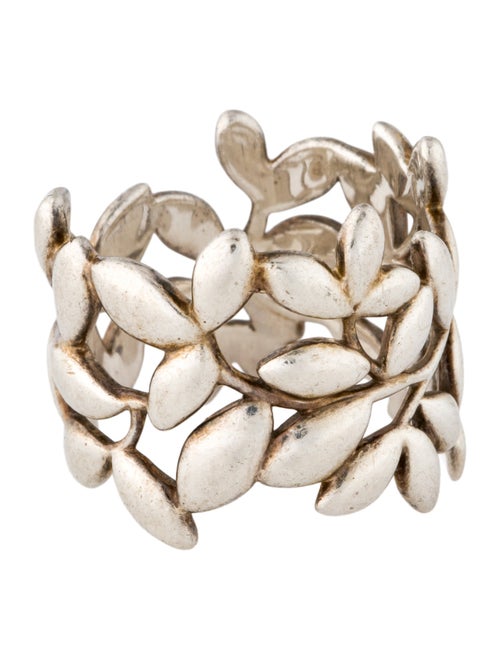 Tiffany & Co. Olive Leaf Band Ring