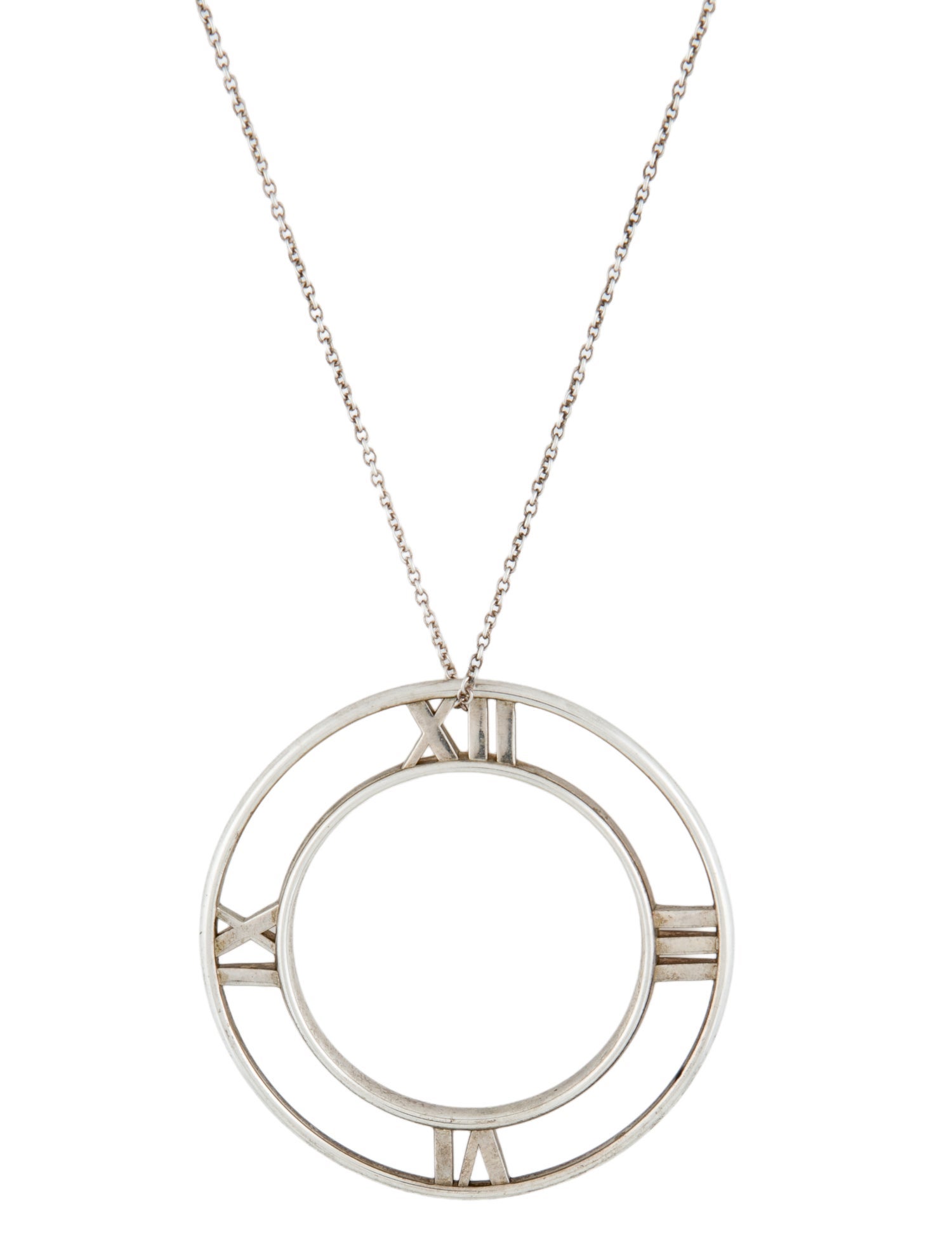Tiffany & Co. Atlas Large Round Pendant Necklace