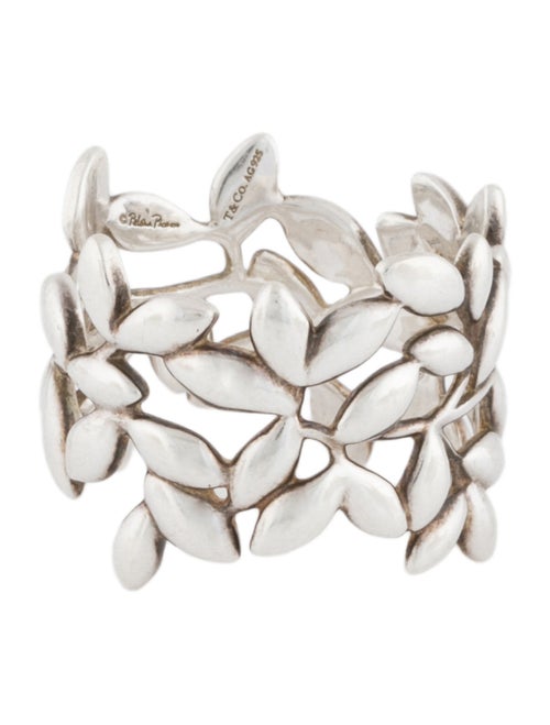 Tiffany & Co. Olive Leaf Band